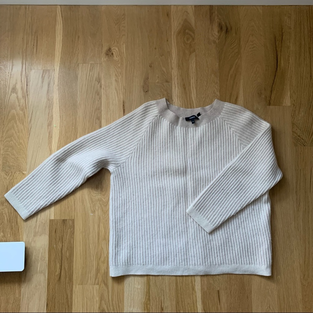 Theory 100% cashmere oversized sweater size medium - Picture 2 of 6
